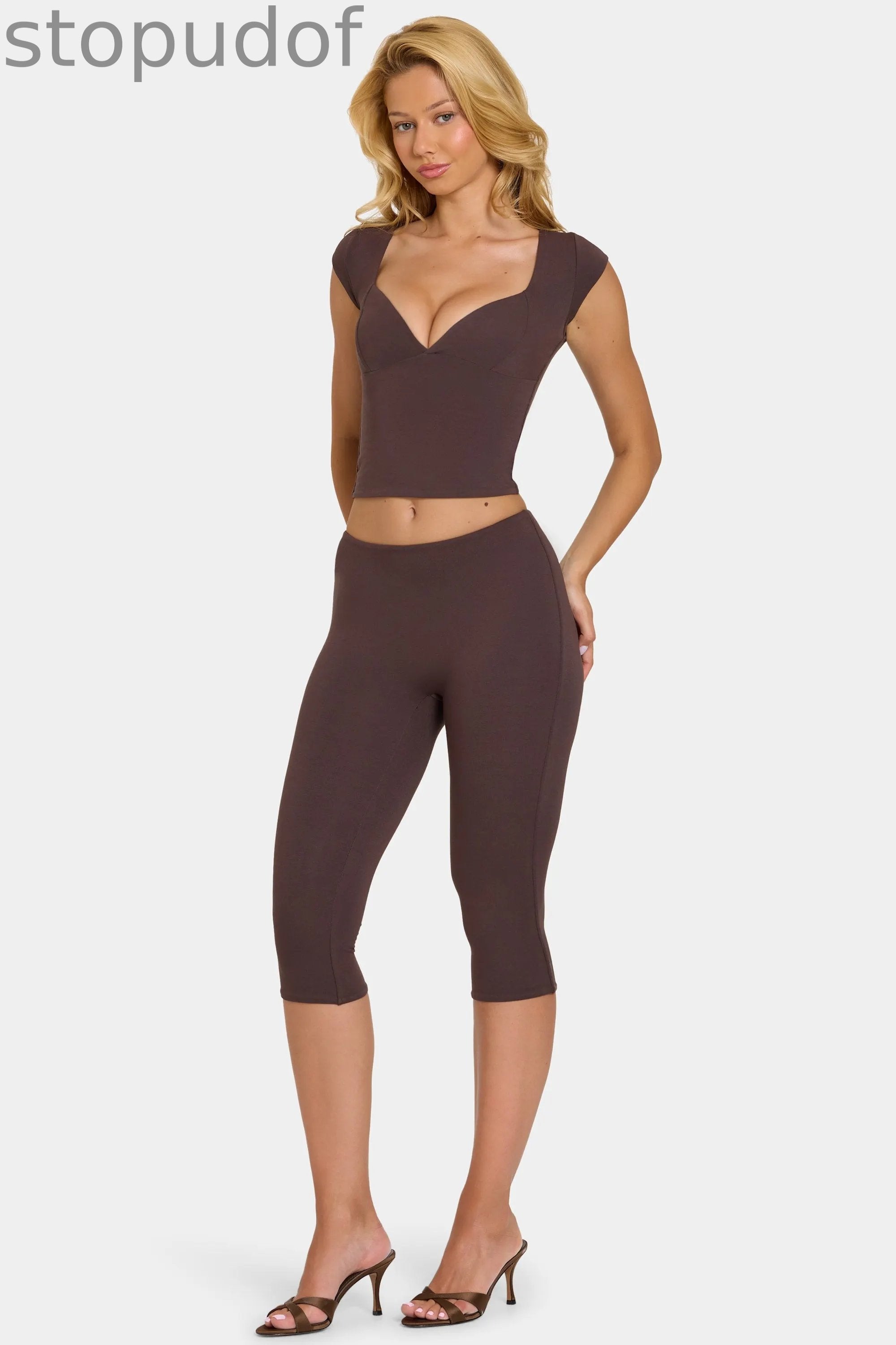 Modal Capri Leggings in Chocolate