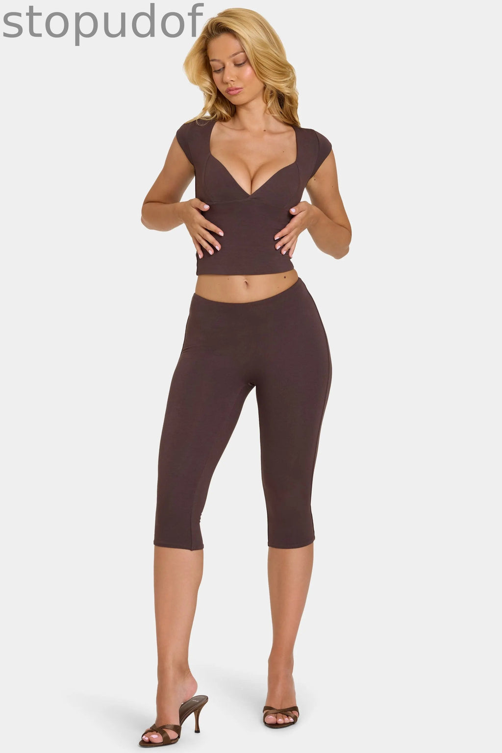 Modal Capri Leggings in Chocolate