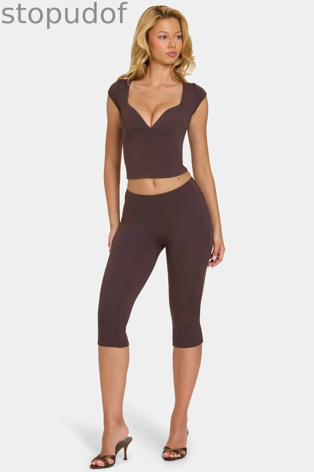 Modal Capri Leggings in Chocolate
