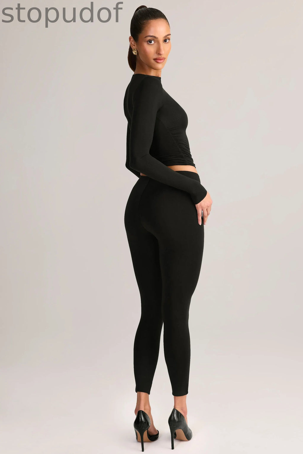 Modal Mid-Rise Cropped Leggings in Black